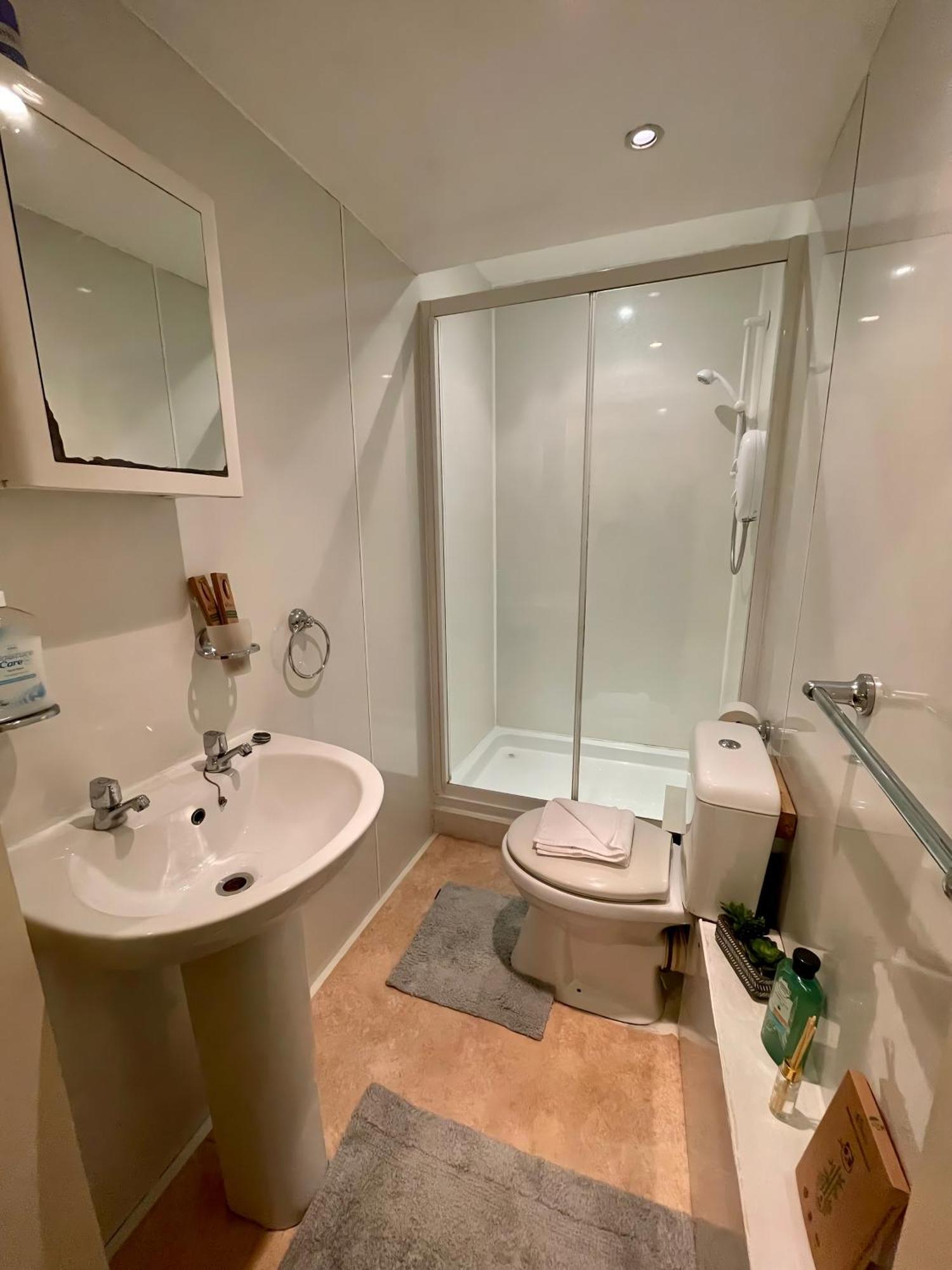 Comfy 2 Bedroom Flat Near Edinburgh City Center Eksteriør billede